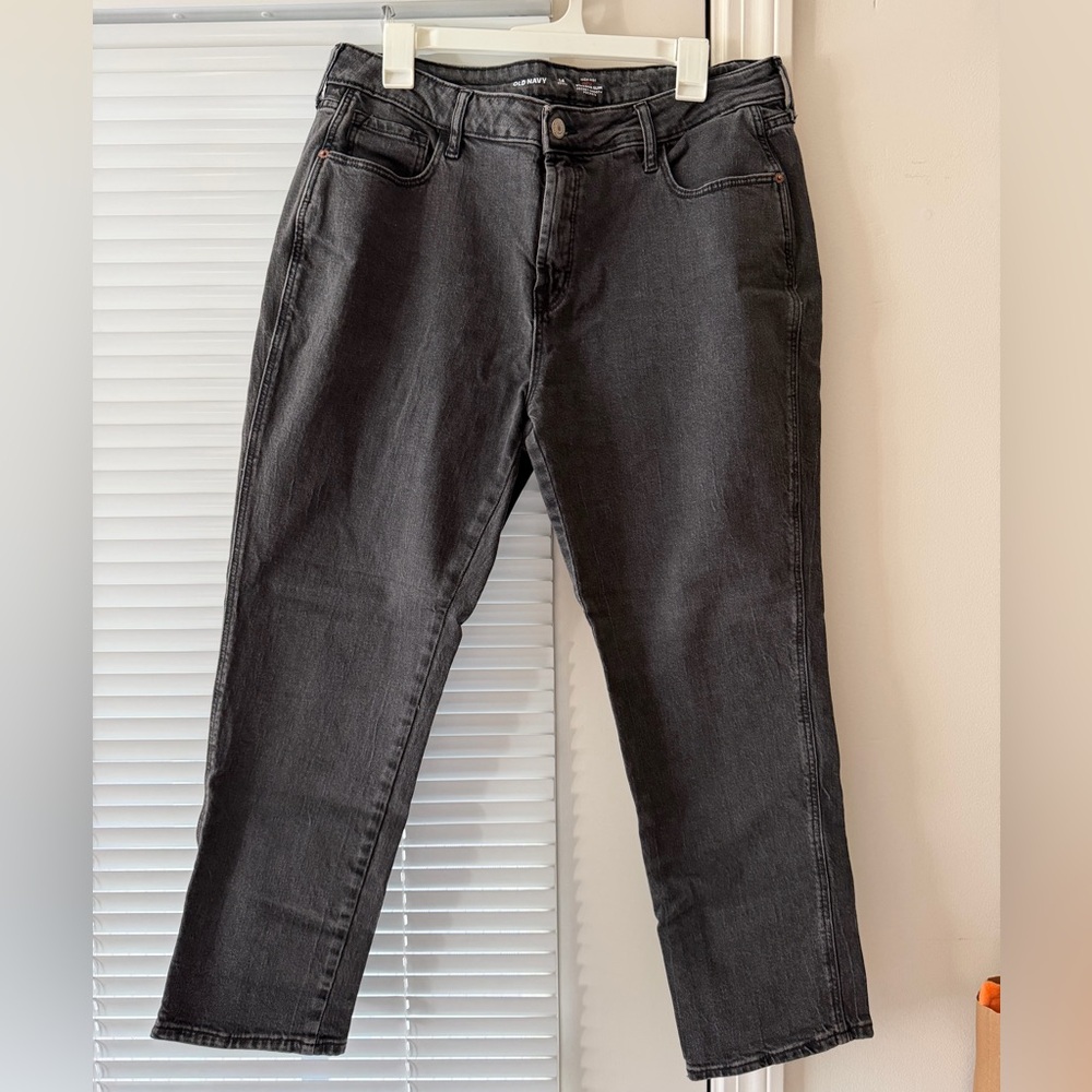 Old Navy Women's Straight Leg Jeans - Black